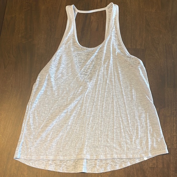 Lululemon tank